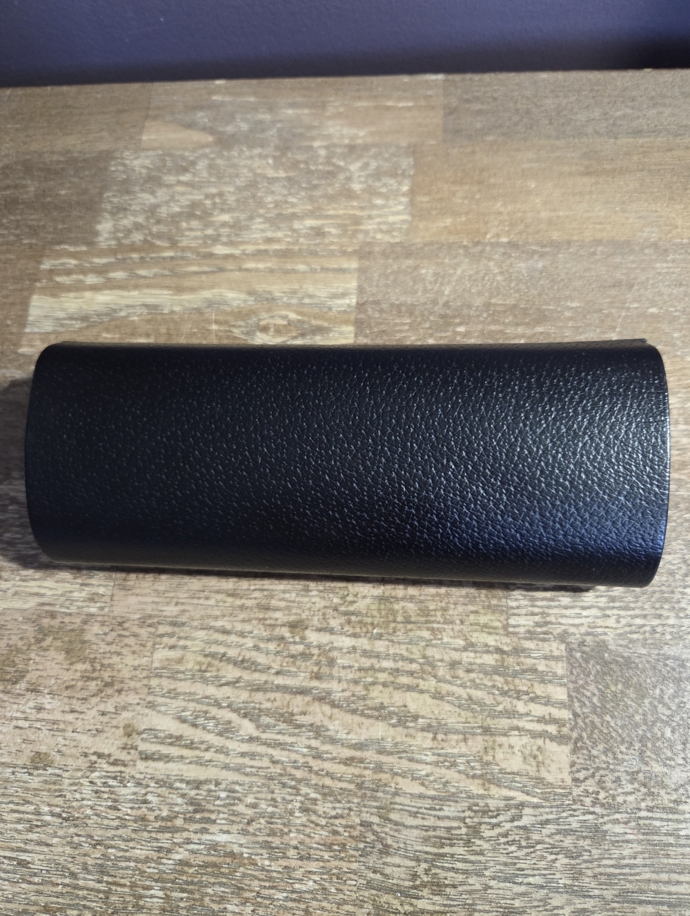 Burberry Case - Picture 2 of 3